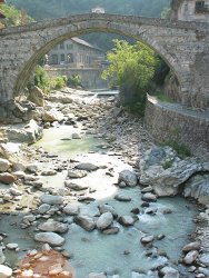 The largest Roman arch in existence