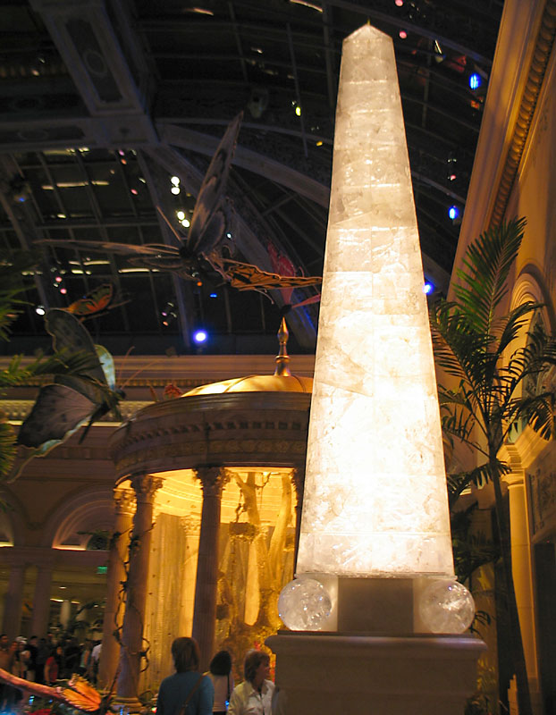 Bellagio Conservatory obelisk