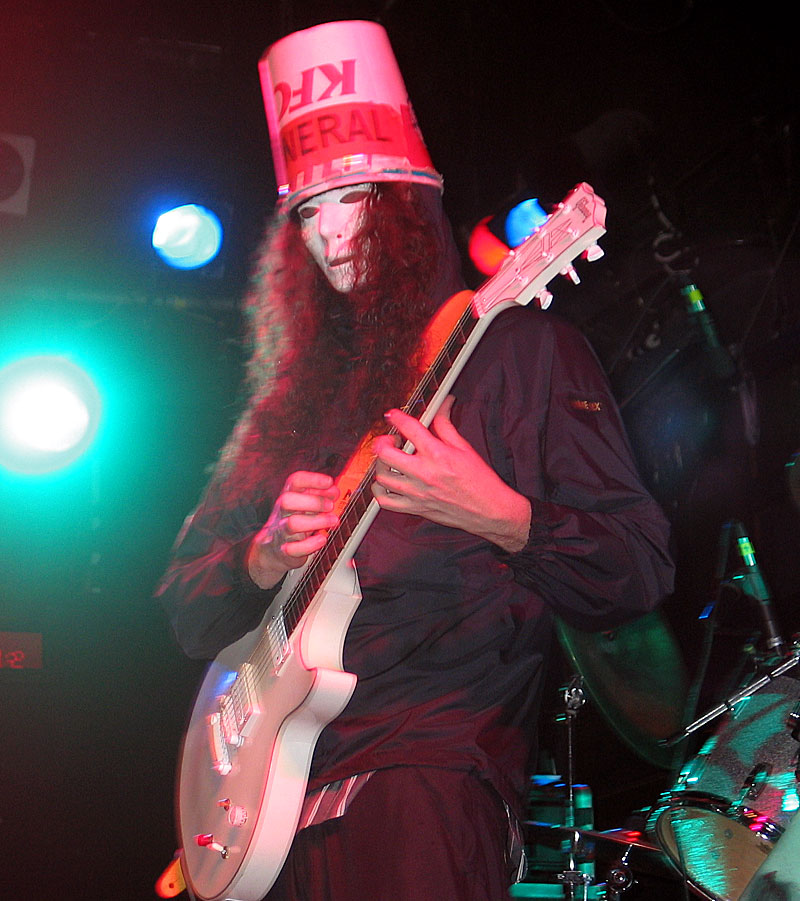 28_buckethead.jpg