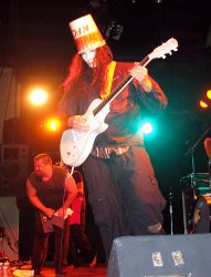 31_buckethead.jpg