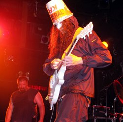 36_buckethead.jpg