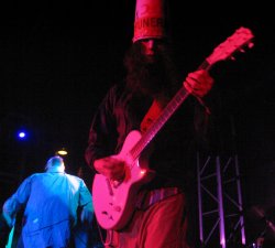 06_buckethead.jpg