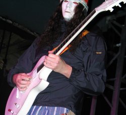 14_buckethead.jpg