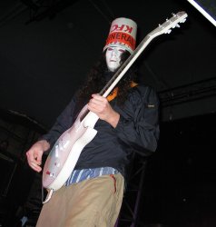 15_buckethead.jpg