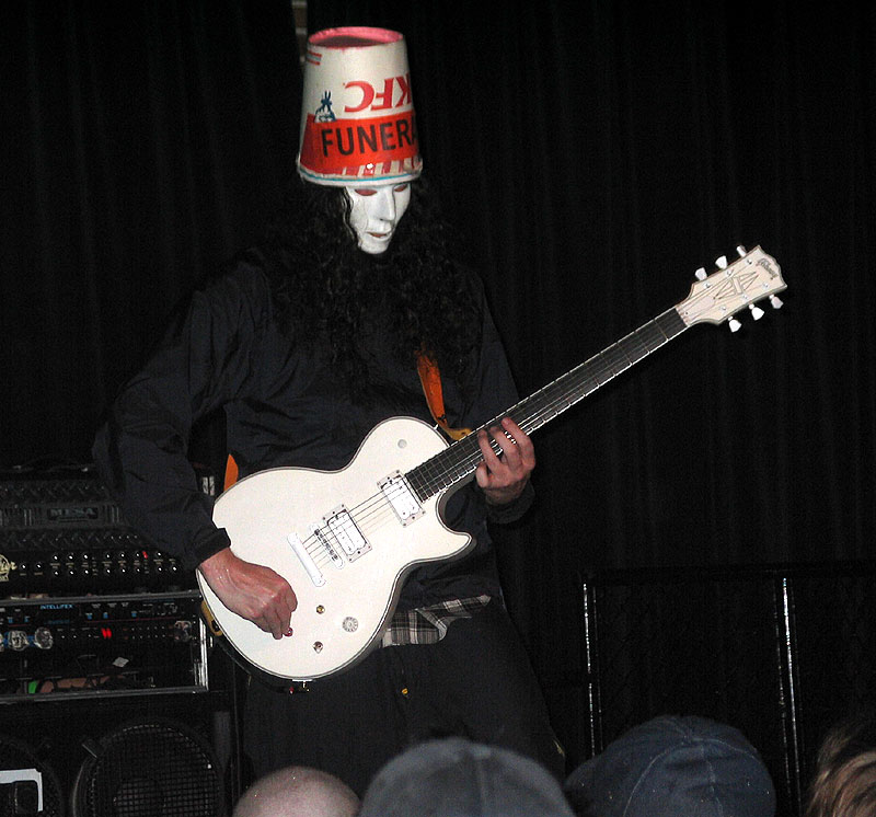 18_buckethead.jpg