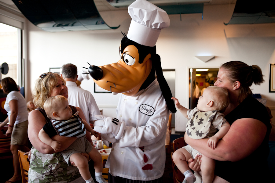 Grandma Kathy, Andy, Will and Bekki with Goofy