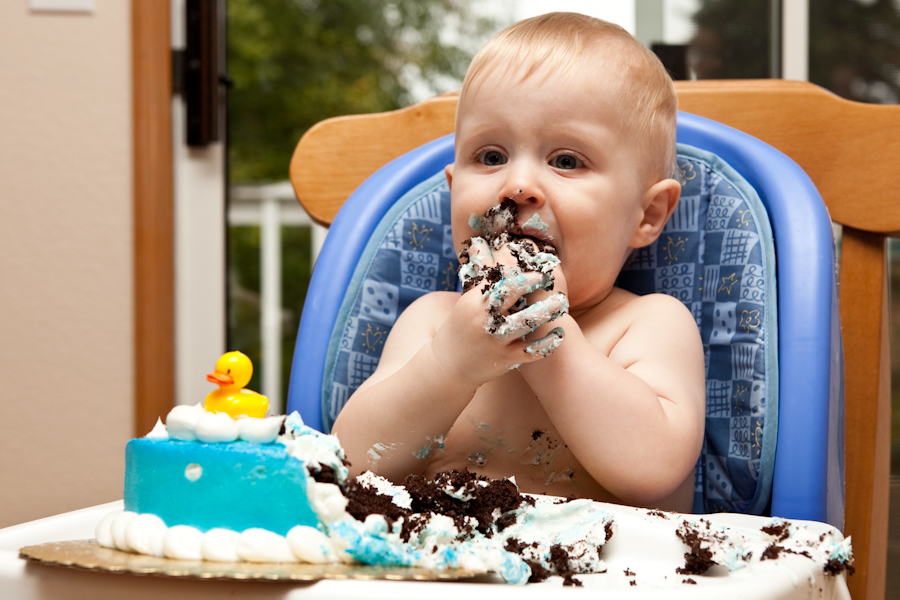 Andrew likes cake