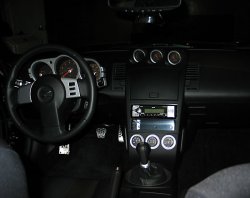 Head unit in the American International DIN kit