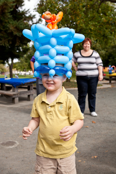 Will's birthday balloon hat