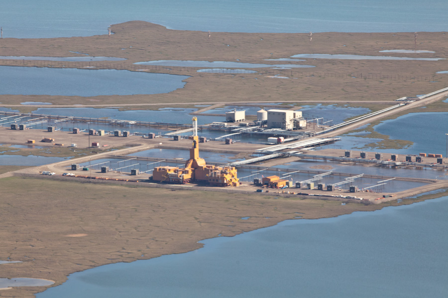 Prudhoe Bay oil fields from the plane 3